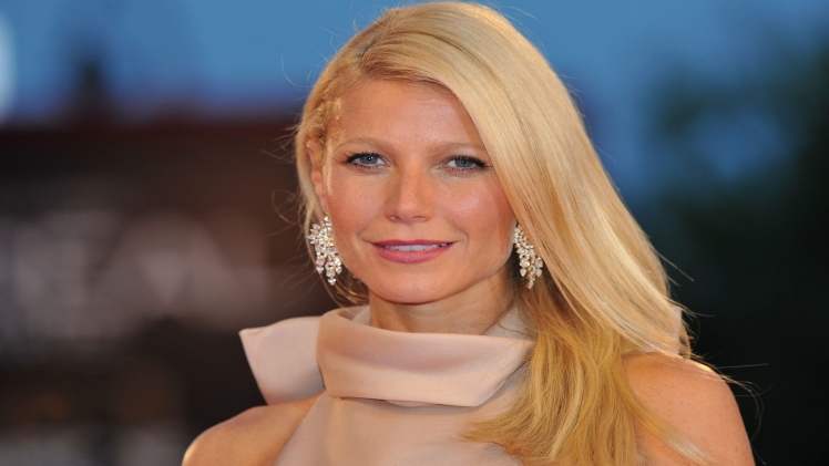 Gwyneth Paltrow Net Worth, Age, Height & More Details